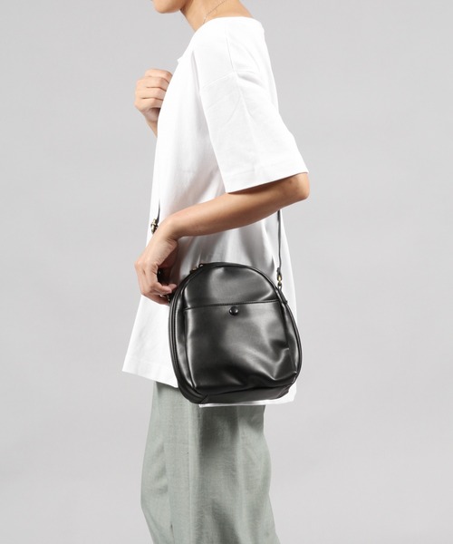 studio CLIP(スタディオクリップ)の「がばっと開くショルダーバッグ(ショルダーバッグ・レディース・ライトブルー/ブラック/アイボリー・FREE)」の15枚目の写真