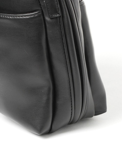 studio CLIP(スタディオクリップ)の「がばっと開くショルダーバッグ(ショルダーバッグ・レディース・ライトブルー/ブラック/アイボリー・FREE)」の5枚目の写真