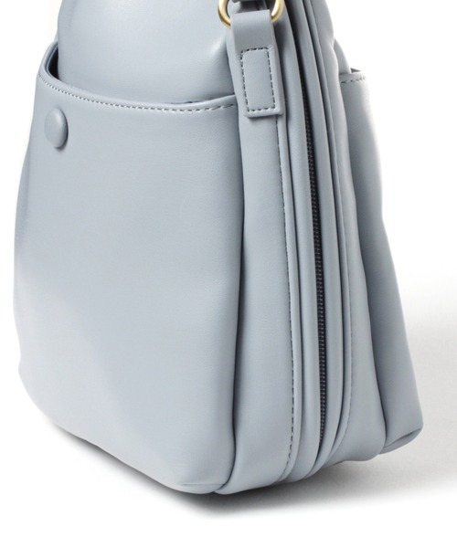 studio CLIP(スタディオクリップ)の「がばっと開くショルダーバッグ(ショルダーバッグ・レディース・ライトブルー/ブラック/アイボリー・FREE)」の12枚目の写真