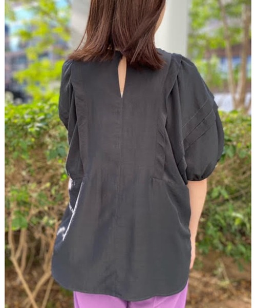 RIVE DROITE(リヴドロワ)の「【ZOZOTOWN限定】ボリュームスリーブタックブラウス(シャツ/ブラウス・レディース・ブラック/カーキ・FREE)」の13枚目の写真