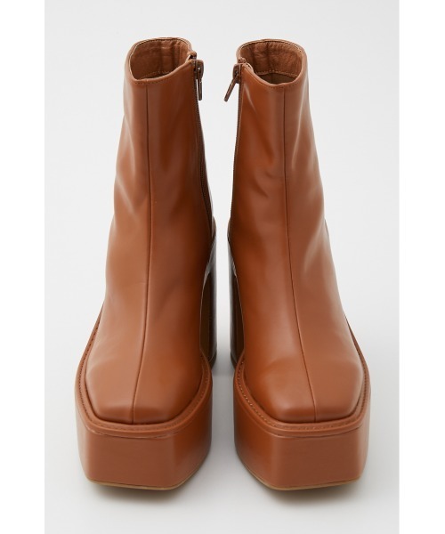 SLY（スライ）の「CHUNK SOLE BOOTS チャンキーソール ブーツ（ブーツ・レディース・キャメル/ブラック・MEDIUM/SMALL/LARGE）」の15枚目の写真