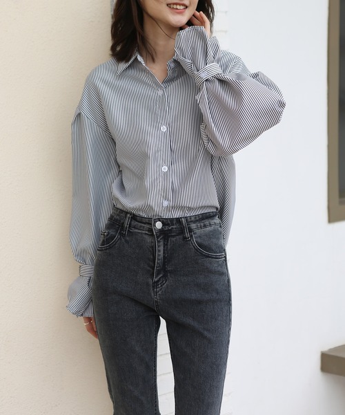 MAISON DE THERESE（メゾン ド テレーズ）の「細ストライプシャツブラウス ボリュームスリーブストライプシャツ（シャツ/ブラウス・レディース・ブルー/ブラック・MEDIUM/SMALL/LARGE）」の19枚目の写真