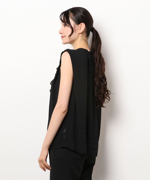 Te chichi(テチチ)の「楊柳シフォンラッフルブラウス(シャツ/ブラウス・レディース・ブラック/オフホワイト/グリーン・フリ-)」の4枚目の写真