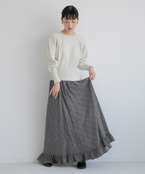 LOWRYS FARM（ローリーズファーム）の「パワショルニットＬＳ　227968（ニット/セーター・レディース・アイボリー/パープル/イエロー/ブラック・FREE）」の17枚目の写真