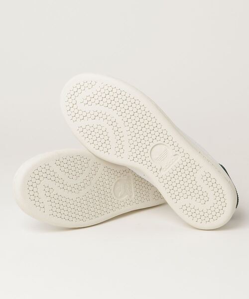 adidas（アディダス）の「スタンスミス [STAN SMITH] アディダスオリジナルス（スニーカー・メンズ・ホワイト×グリーン・22.5cm/26.5cm/24.5cm/27.5cm/25.0cm/28.0cm/23.0cm/27.0cm/25.5cm/28.5cm/26.0cm/29.0cm/22.0cm/23.5cm/24.0cm/29.5cm）」の7枚目の写真