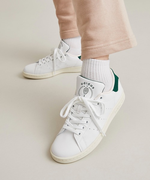 adidas（アディダス）の「スタンスミス [STAN SMITH] アディダスオリジナルス（スニーカー・メンズ・ホワイト×グリーン・22.5cm/26.5cm/24.5cm/27.5cm/25.0cm/28.0cm/23.0cm/27.0cm/25.5cm/28.5cm/26.0cm/29.0cm/22.0cm/23.5cm/24.0cm/29.5cm）」の12枚目の写真