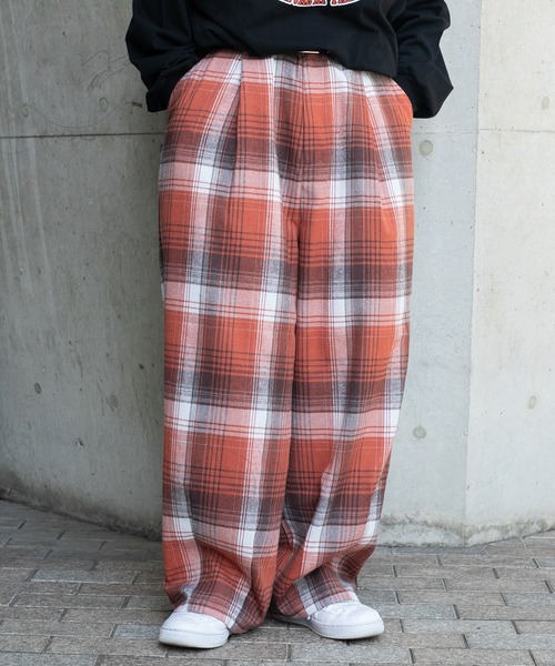 kutir(クティール)の「チェックワイドバルーンパンツ(その他パンツ・メンズ・チャコールグレー/イエロー/オレンジ/グリーン・SMALL/MEDIUM/LARGE)」の1枚目の写真