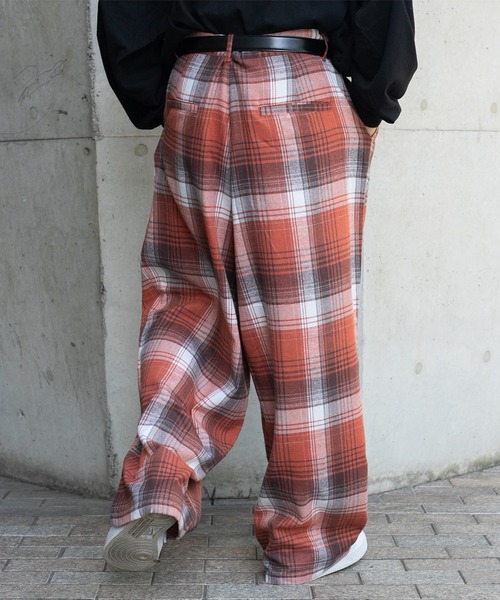 kutir(クティール)の「チェックワイドバルーンパンツ(その他パンツ・メンズ・チャコールグレー/イエロー/オレンジ/グリーン・SMALL/MEDIUM/LARGE)」の19枚目の写真