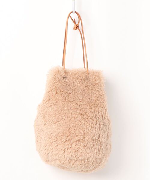 Doux archives（ドゥアルシーヴ）の「エコファーリバーシブル巾着（ハンドバッグ・レディース・モカ/グリーン/ベージュ・FREE）」の12枚目の写真