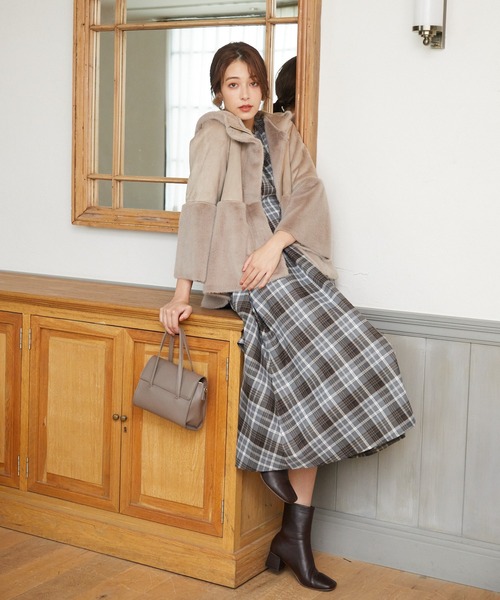 Rewde（ルゥデ）の「バックコンシャスチェック柄ワンピース（1R05-09234A）（ワンピース・レディース・ベージュ/ネイビー/グレー・S/M/L）」の15枚目の写真