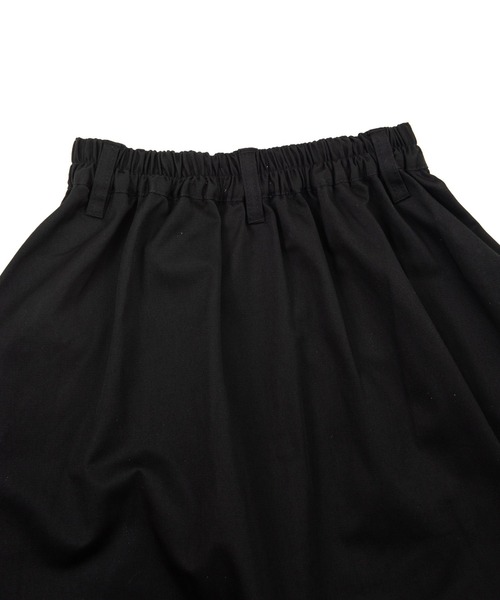 PUNYUS（プニュズ）の「ツイルロングスカート（スカート・レディース・ブラック/ベージュ/グリーン・1/2/4/3）」の7枚目の写真