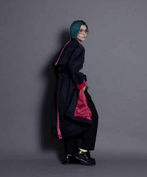 Thomas magpie(トーマスマグパイ)の「【THOMAS MAGPIE】バックラインコート(トレンチコート・レディース・ベージュ/ネイビー/ブラウン・M)」の9枚目の写真