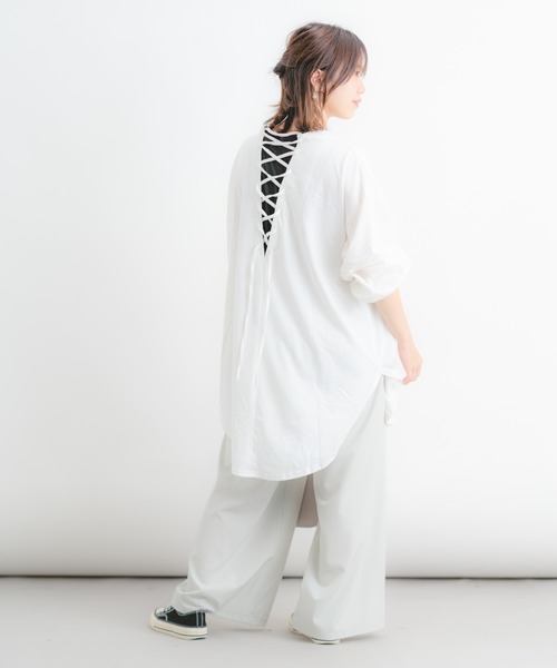 Wordtrobe（ワードトローブ）の「【wordtrobe】空紡糸天竺 後ろレースアップ プルオーバー（Tシャツ/カットソー・レディース・ホワイト/ブラック/ベージュ・FREE）」の2枚目の写真