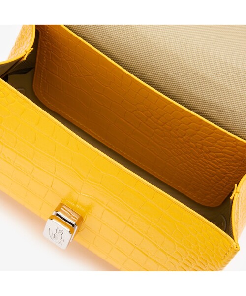 LACOSTE（ラコステ）の「アメリア エンボスレザーショルダーバッグ（ショルダーバッグ・レディース・ブラック/イエロー/チェリーレッド/ベージュ・FREE）」の8枚目の写真