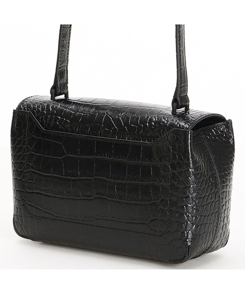 LACOSTE（ラコステ）の「アメリア エンボスレザーショルダーバッグ（ショルダーバッグ・レディース・ブラック/イエロー/チェリーレッド/ベージュ・FREE）」の12枚目の写真