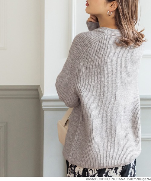 coca（coca）（コカ）の「【ユニセックス】もちもちオーバーサイズニット（ニット/セーター・レディース・ダークグリーン/ベージュ/ブラック・L/M）」の17枚目の写真