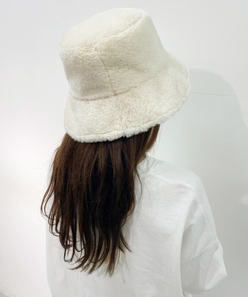 one after another NICE CLAUP（ワンアフターアナザーナイスクラップ）の「ファーバケットハット（ハット・レディース・ブラック/アイボリー/その他1・FREE）」の17枚目の写真