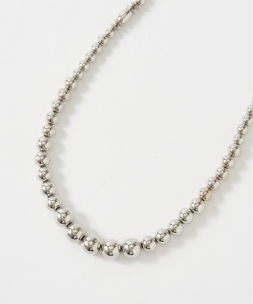 CIAOPANIC（チャオパニック）の「グラデボールチェーンロングネックレス（ネックレス・レディース・シルバー・FREE）」の6枚目の写真