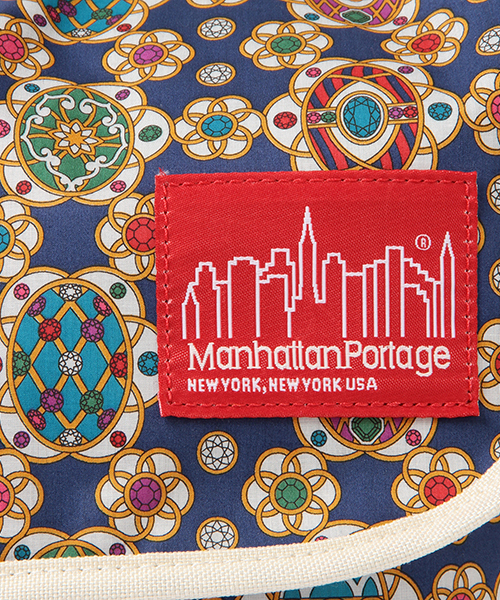 Manhattan Portage（マンハッタンポーテージ）の「●Manhattan Portage×BEAMS BOY / 別注“1605” LIBERTY 15SS（ショルダーバッグ・レディース・ブラック/ネイビー・ONE SIZE）」の10枚目の写真