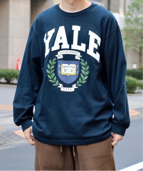 SUNNY  SPORTS（サニースポーツ）の「SUNNY SPORTS/サニースポーツ BOOKSTORE 90S YALE LOGO LS TEEブックストア90SイエールロゴL/S T-シャツ（Tシャツ/カットソー・メンズ・ライトグレー/ブラック/ネイビー/ホワイト・LARGE/MEDIUM）」の9枚目の写真