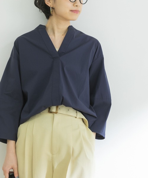 URBAN RESEARCH（アーバンリサーチ）の「ペーパータッチコットンブラウス（シャツ/ブラウス・レディース・ブルー/オフホワイト/ネイビー・FREE）」の2枚目の写真