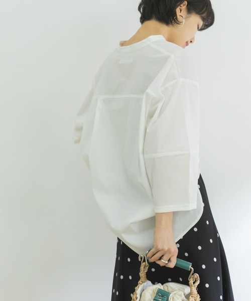 URBAN RESEARCH（アーバンリサーチ）の「ペーパータッチコットンブラウス（シャツ/ブラウス・レディース・ブルー/オフホワイト/ネイビー・FREE）」の8枚目の写真