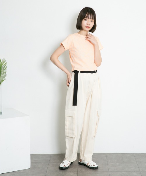 KBF(ケイビーエフ)の「クロップドミニTシャツ(Tシャツ/カットソー・レディース・オレンジ/ブルー/バーガンディー・ONE)」の16枚目の写真