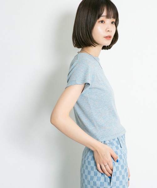 KBF(ケイビーエフ)の「クロップドミニTシャツ(Tシャツ/カットソー・レディース・オレンジ/ブルー/バーガンディー・ONE)」の14枚目の写真