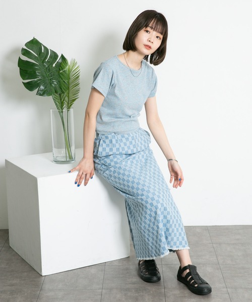 KBF(ケイビーエフ)の「クロップドミニTシャツ(Tシャツ/カットソー・レディース・オレンジ/ブルー/バーガンディー・ONE)」の17枚目の写真
