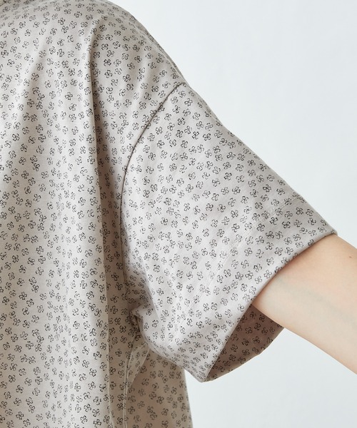 PUAL CE CIN（ピュアルセシン）の「小花プリント襟フリルチュニック（Tシャツ/カットソー・レディース・ベージュ/オフホワイト/サックスブルー・FREE）」の17枚目の写真