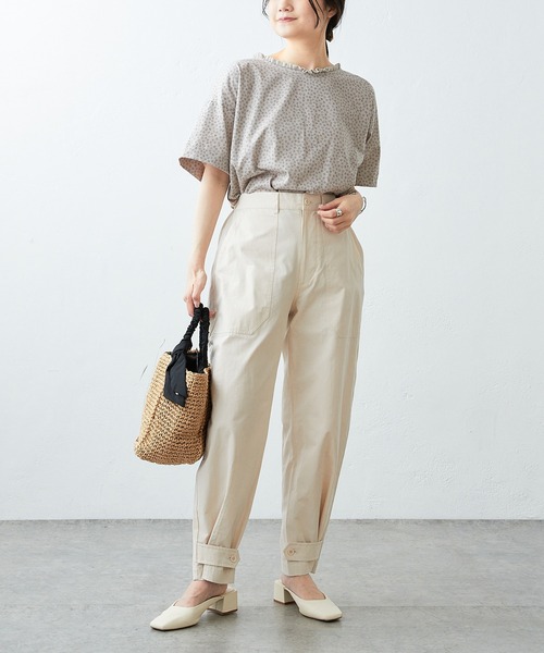 PUAL CE CIN（ピュアルセシン）の「小花プリント襟フリルチュニック（Tシャツ/カットソー・レディース・ベージュ/オフホワイト/サックスブルー・FREE）」の8枚目の写真