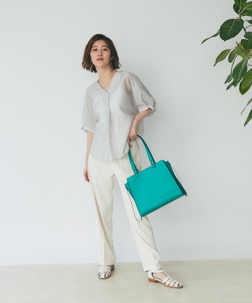 un dix cors(アンディコール)の「上品な光沢でキレイ見え テンセルカールマイヤーVネックブラウス(シャツ/ブラウス・レディース・ライトグレー/パープル/グリーン・FREE)」の20枚目の写真