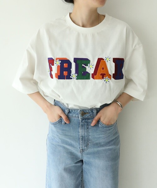 FREAK'S STORE(フリークスストア)の「FREAK DAISY TEE/フリークデイジーTシャツ(Tシャツ/カットソー・レディース・グリーン/イエロー/グレー/ブラック/オフホワイト・フリ-)」の2枚目の写真