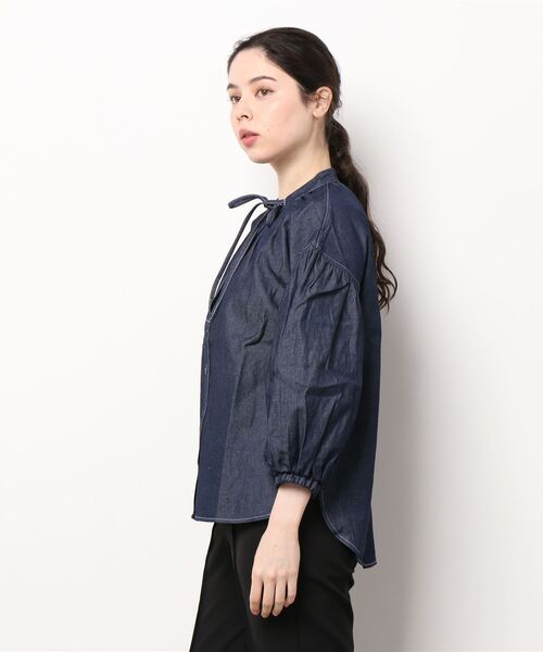 KOBE LETTUCE（コウベレタス）の「ステッチデニムボリュームスリーブブラウス（シャツ/ブラウス・レディース・インディゴブルー/ブラック/オフホワイト・FREE）」の5枚目の写真