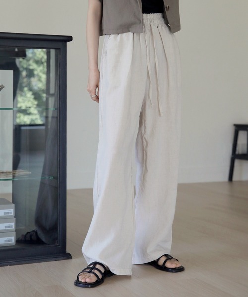 UNE MANSION（ユヌマンション）の「リネンワイドバンディングパンツ（その他パンツ・レディース・ベージュ/ブラック/ブラウン・FREE）」の4枚目の写真