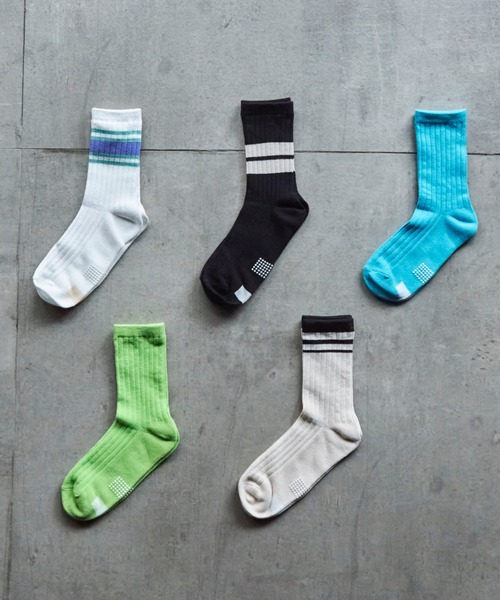 PAIRMANON STREET(ペアマノンストリート)の「【PAIRMANON STREET】【5足セット】アソートソックスセット(ソックス/靴下・キッズ・シルバー系その他/ライトグリーン/レッド・M/L)」の2枚目の写真
