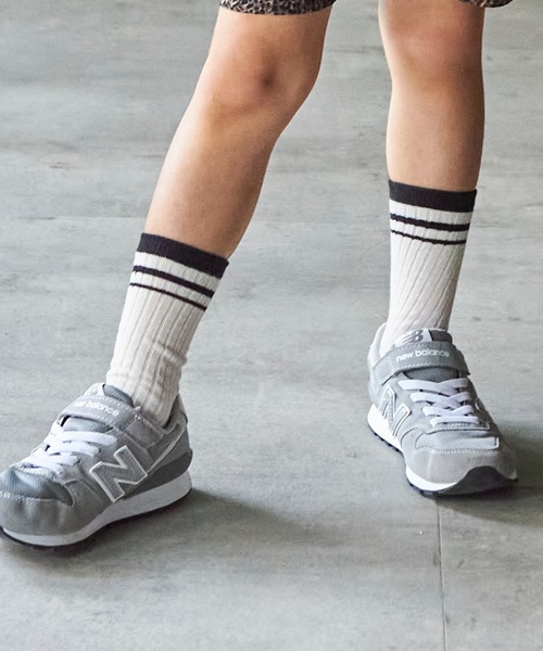 PAIRMANON STREET(ペアマノンストリート)の「【PAIRMANON STREET】【5足セット】アソートソックスセット(ソックス/靴下・キッズ・シルバー系その他/ライトグリーン/レッド・M/L)」の6枚目の写真