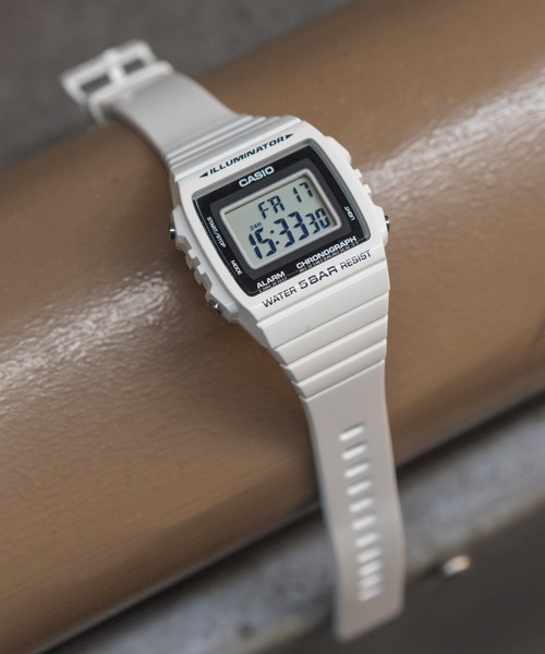 CASIO W-215H デジタル腕時計 CASIO Collection / W-215H-1AJH（デジタル腕時計）｜CASIO