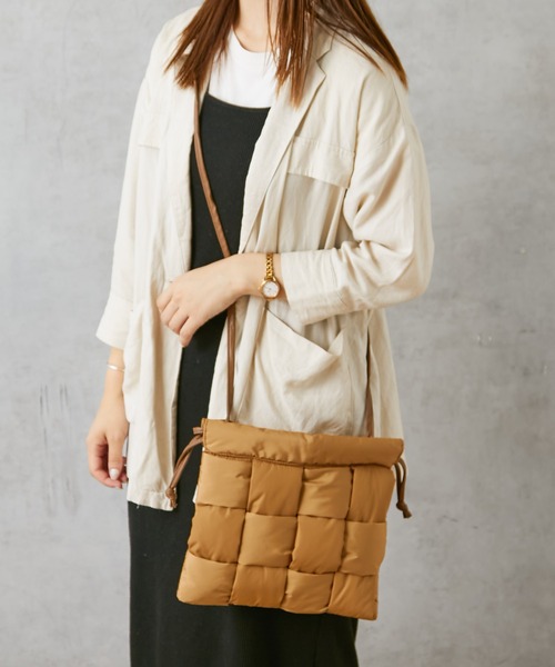 Actually（アクチュアリー）の「NYLON MESH POUCH ナイロンメッシュショルダー（ショルダーバッグ・レディース・ベージュ/ブラック/イエロー・フリー）」の12枚目の写真