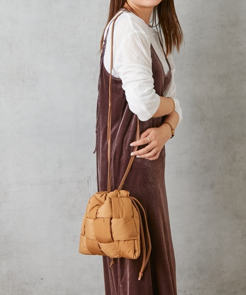 Actually（アクチュアリー）の「NYLON MESH POUCH ナイロンメッシュショルダー（ショルダーバッグ・レディース・ベージュ/ブラック/イエロー・フリー）」の13枚目の写真