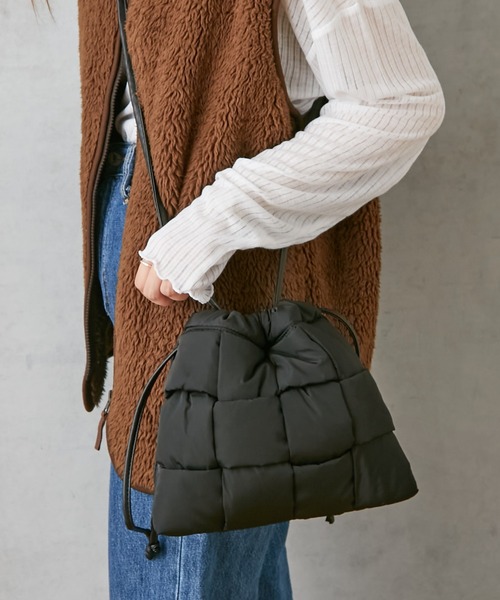 Actually（アクチュアリー）の「NYLON MESH POUCH ナイロンメッシュショルダー（ショルダーバッグ・レディース・ベージュ/ブラック/イエロー・フリー）」の17枚目の写真