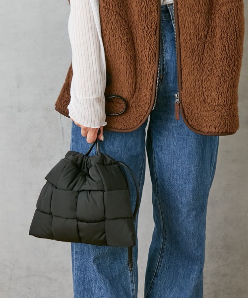 Actually（アクチュアリー）の「NYLON MESH POUCH ナイロンメッシュショルダー（ショルダーバッグ・レディース・ベージュ/ブラック/イエロー・フリー）」の5枚目の写真