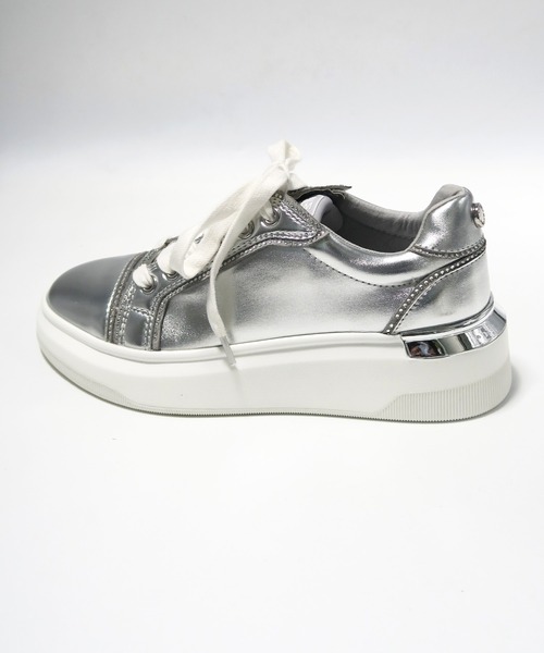 STEVE MADDEN（スティーブマデン）の「クラシカルスニーカー