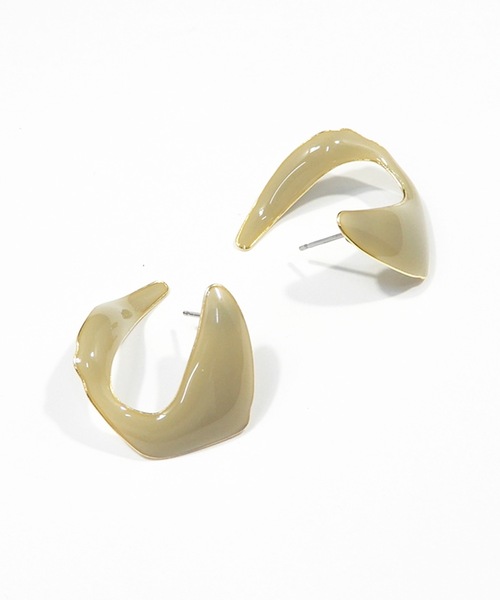 The Rule(ザルール)の「The Rule ザルール : Aria pieced earring:カーブ フープピアス(ピアス(両耳用)・レディース・グレイッシュベージュ/ライトブラウン/チャコールグレー・FREE)」の3枚目の写真