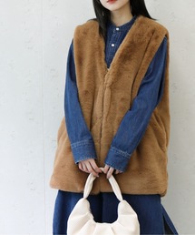 Per sist ence（パーシエンス）の「Per sist ence/パーシエンス　フェイクファーミドル丈ジレ（ベスト）」