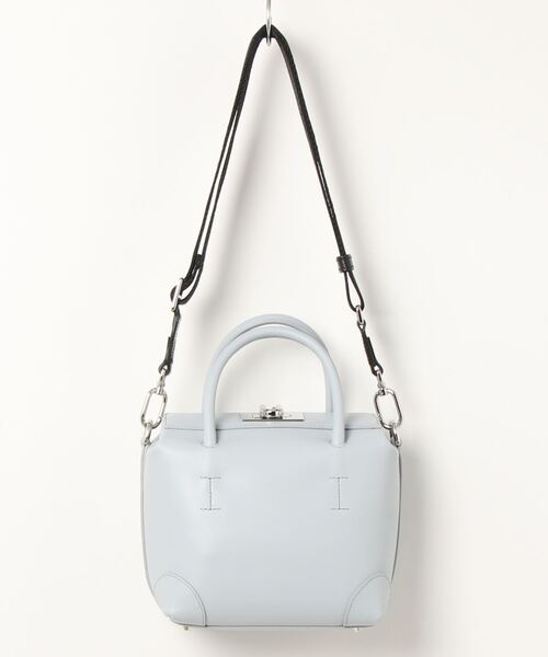 FURLA(フルラ)の「FURLA 1927 SOFT MINI BOSTON BAG(ボストンバッグ・レディース・ライトブルー・ONE SIZE)」の2枚目の写真