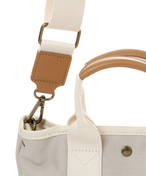 studio CLIP（スタディオクリップ）の「W撥水キャンバストートショルダー（トートバッグ・レディース・オフホワイト/グレー/キャメル・FREE）」の13枚目の写真