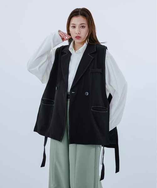 Ellno Loset(エルノロゼット)の「配色ステッチジレ(ベスト・メンズ・オフホワイト/ブラック・MEDIUM/LARGE)」の7枚目の写真