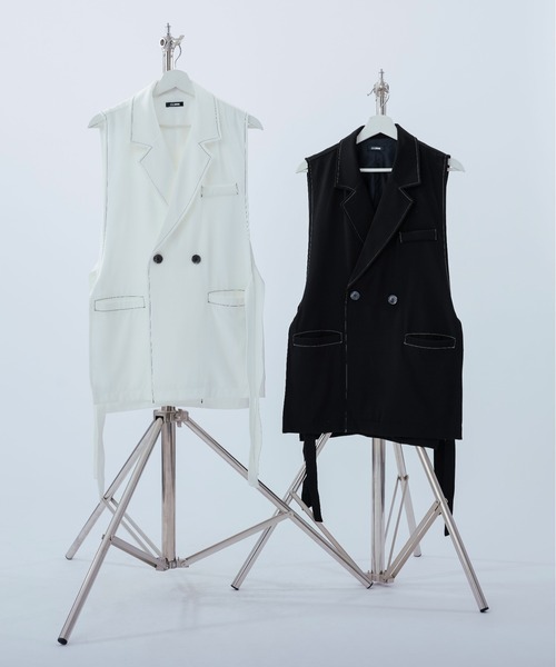 Ellno Loset(エルノロゼット)の「配色ステッチジレ(ベスト・メンズ・オフホワイト/ブラック・MEDIUM/LARGE)」の20枚目の写真