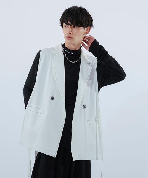 Ellno Loset(エルノロゼット)の「配色ステッチジレ(ベスト・メンズ・オフホワイト/ブラック・MEDIUM/LARGE)」の16枚目の写真